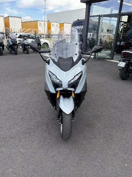 XP TMAX 560 TECH MAX