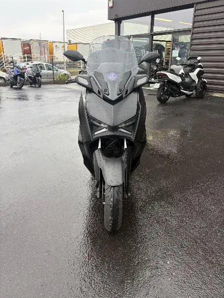 XMAX 300 Tech Max