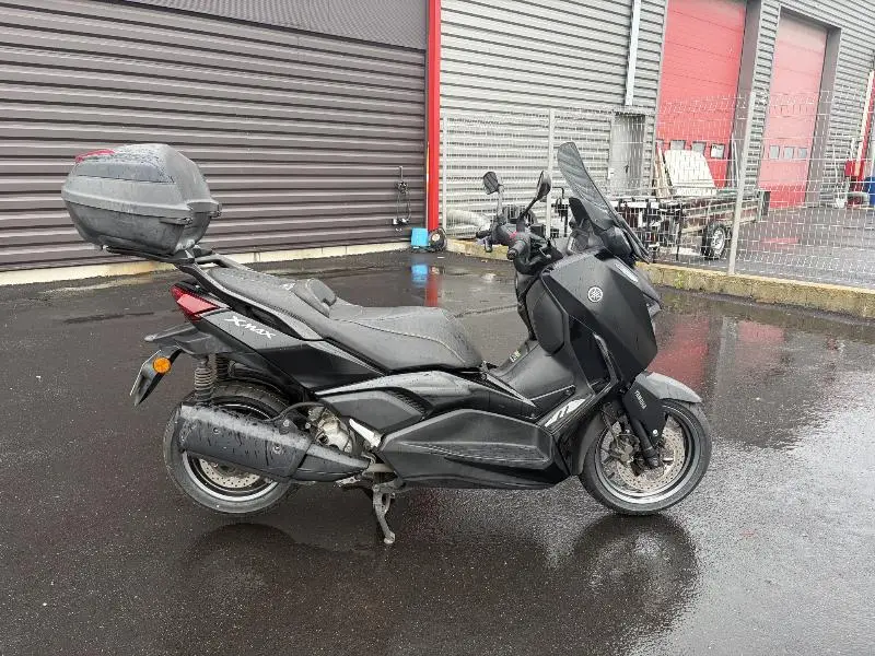 XMAX 300 Tech Max