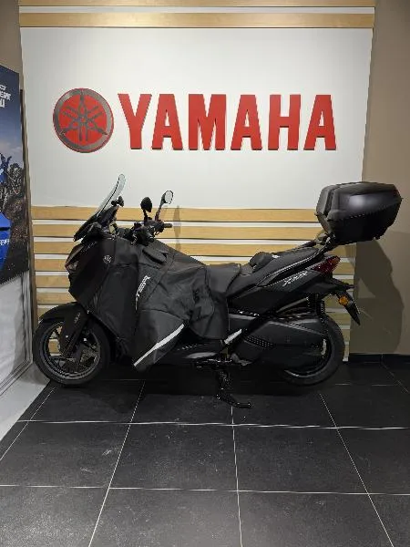 XMAX 300 Tech Max