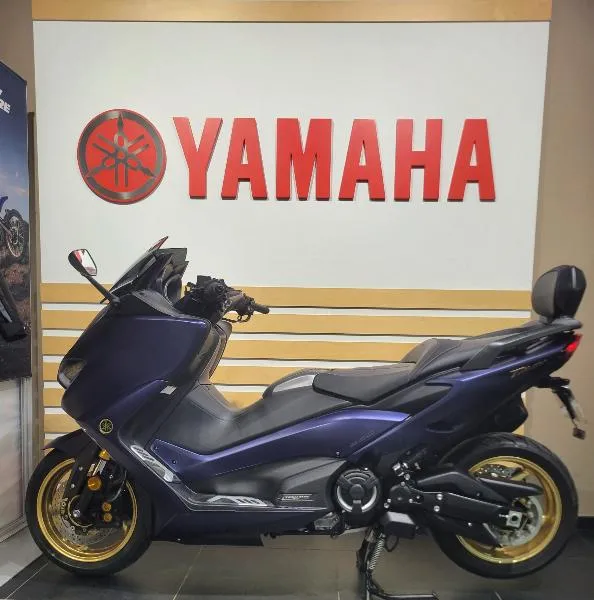 XP TMAX 560 TECH MAX