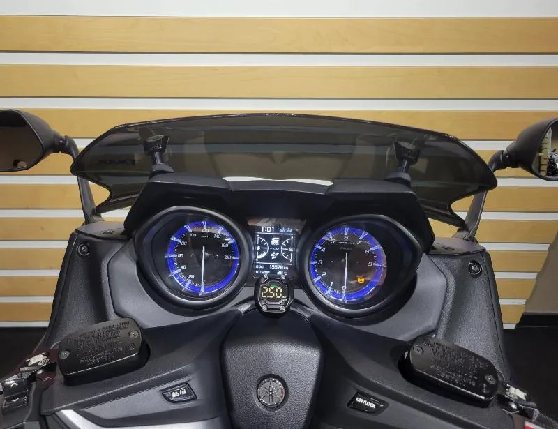 XP TMAX 560 TECH MAX