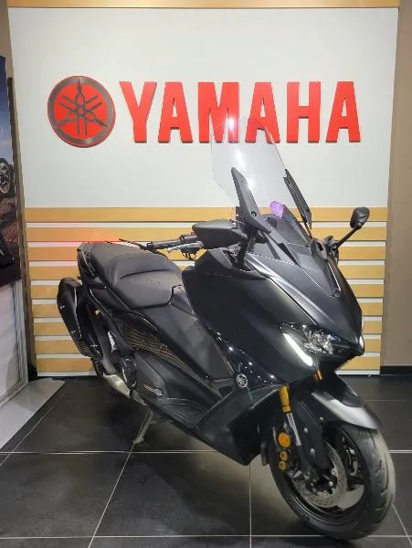 XP TMAX 560 TECH MAX