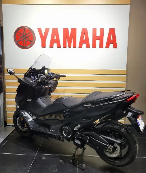 XP TMAX 560 TECH MAX
