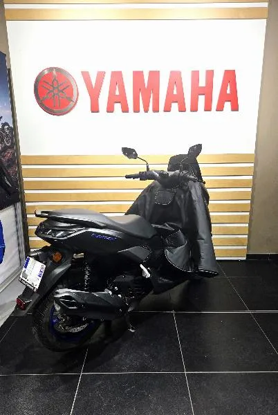 NMAX 125