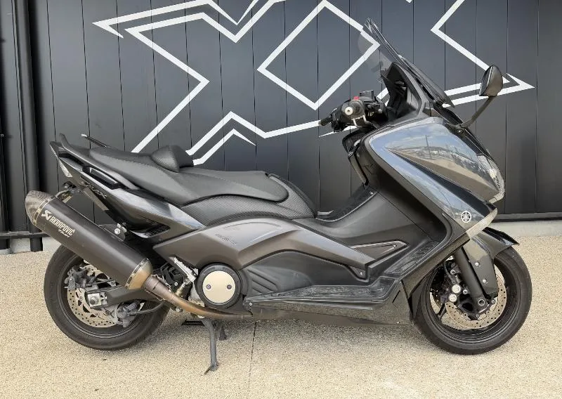 XP TMAX 530
