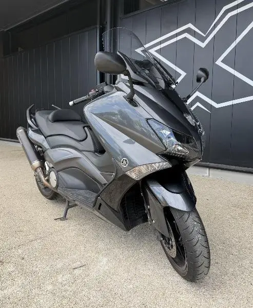 XP TMAX 530