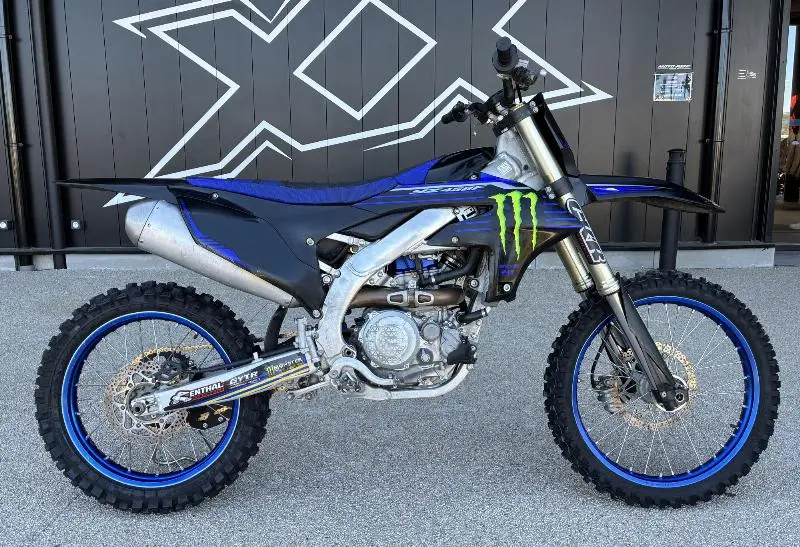 YZF 450 Monster Energy 2023
