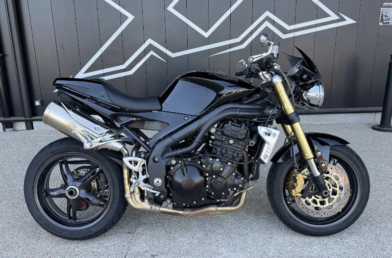 SPEED TRIPLE 1050