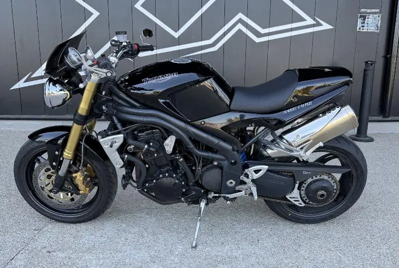 SPEED TRIPLE 1050