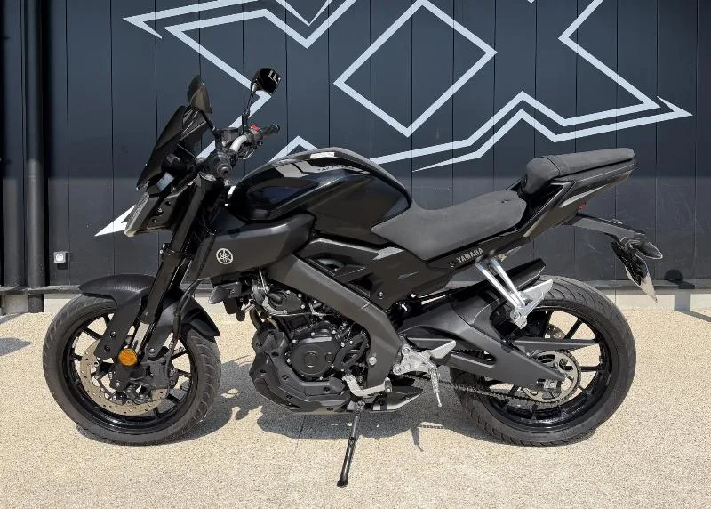 MT125 ABS
