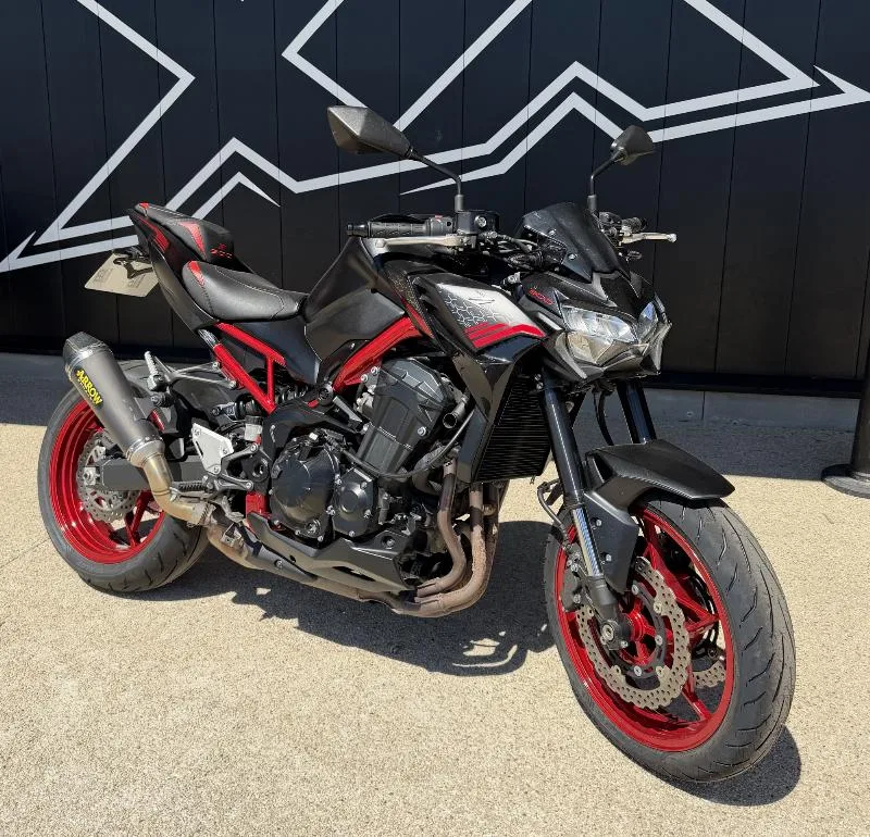 Z 900