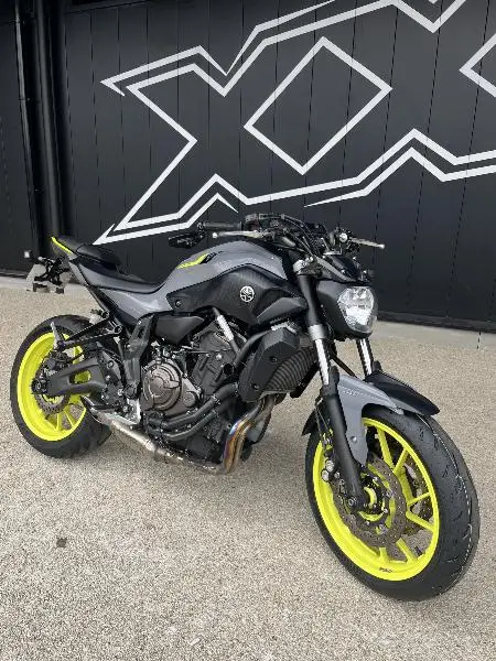MT07