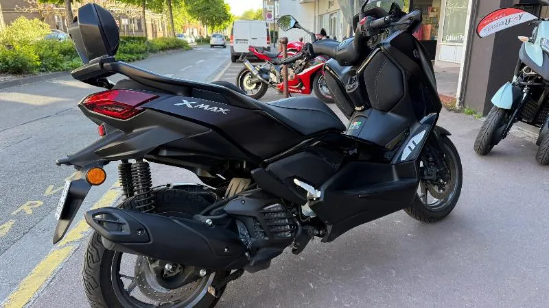 XMAX 125 TECH MAX