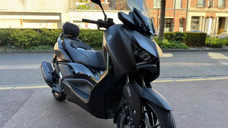 XMAX 125 TECH MAX