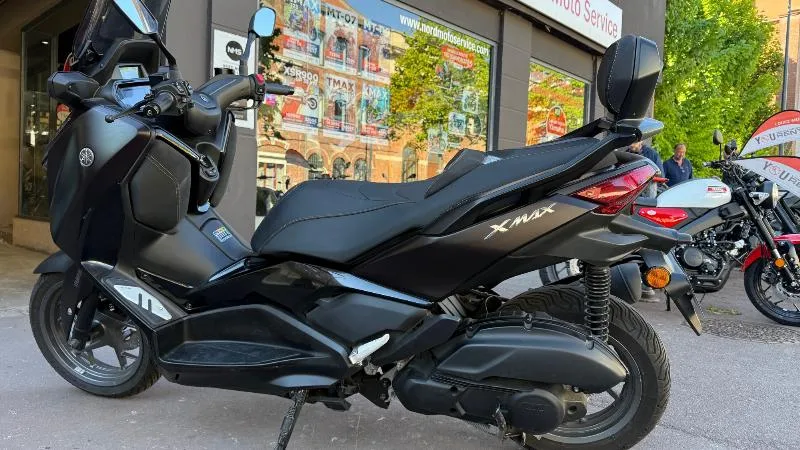 XMAX 125 TECH MAX