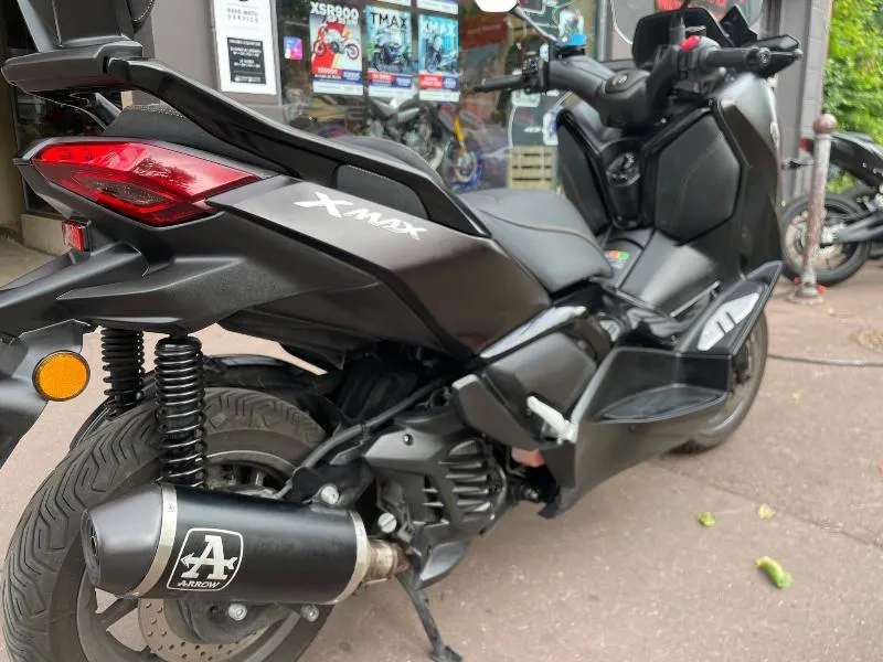 XMAX 125 TECH MAX