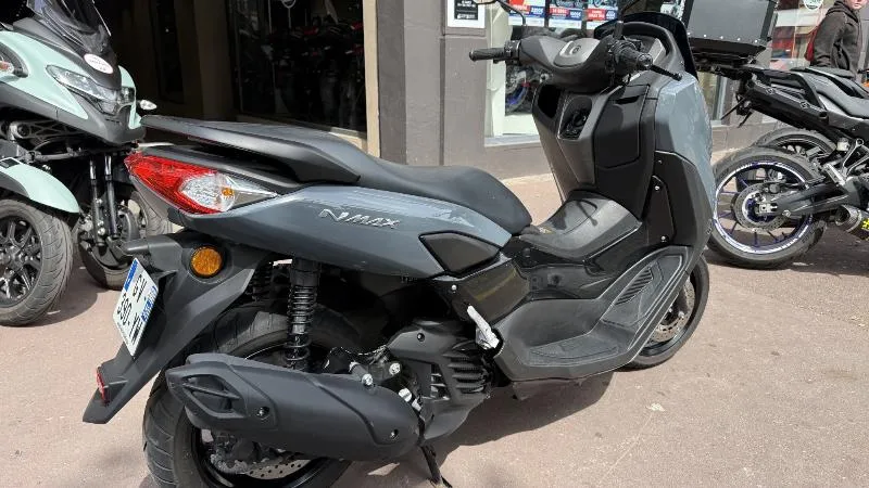 NMAX 125