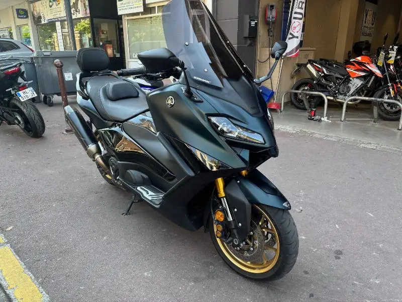 TMAX 560 TECH MAX