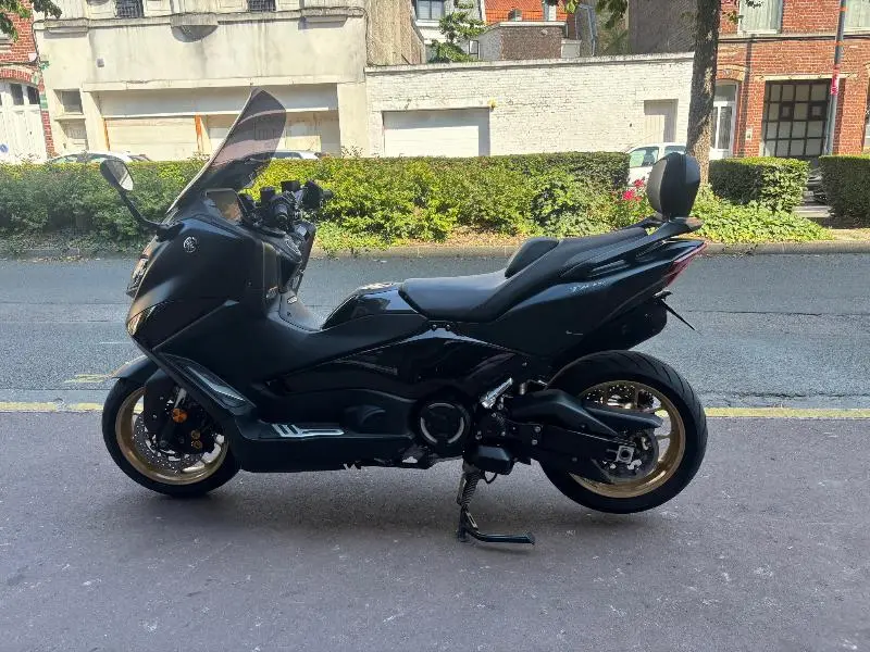 TMAX 560 TECH MAX