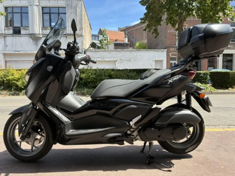 XMAX 125 TECH MAX