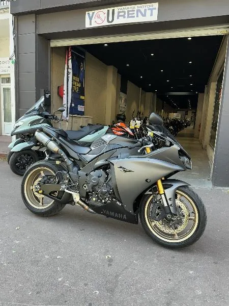 YZF 1000 R1 CROSS PLANE