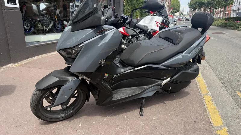 XMAX 300 Tech Max