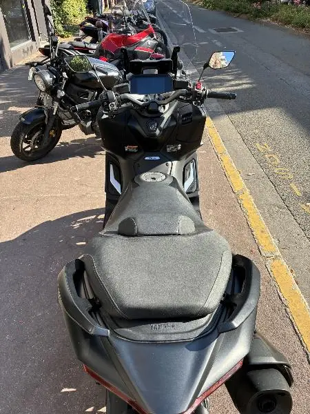 TMAX 560