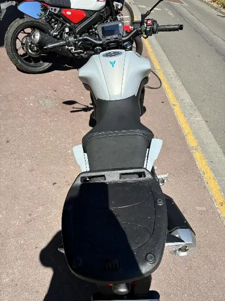MT 125  MT125