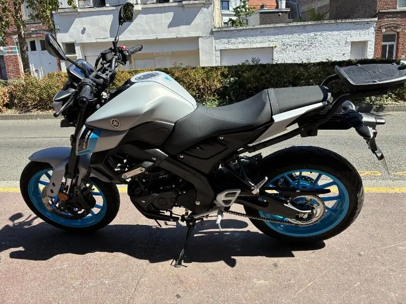 MT 125  MT125