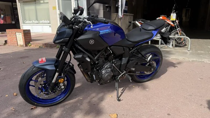 MT07