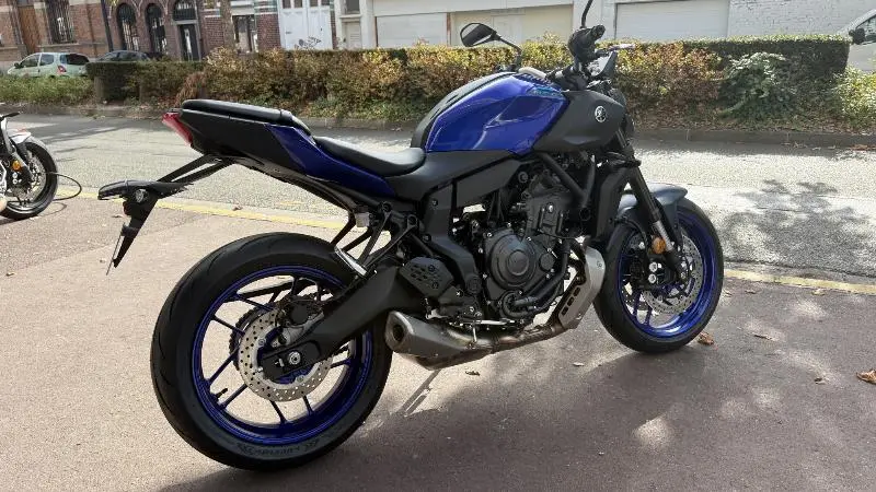 MT07
