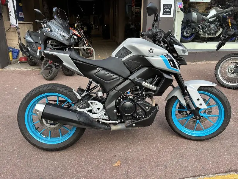 MT125 ABS