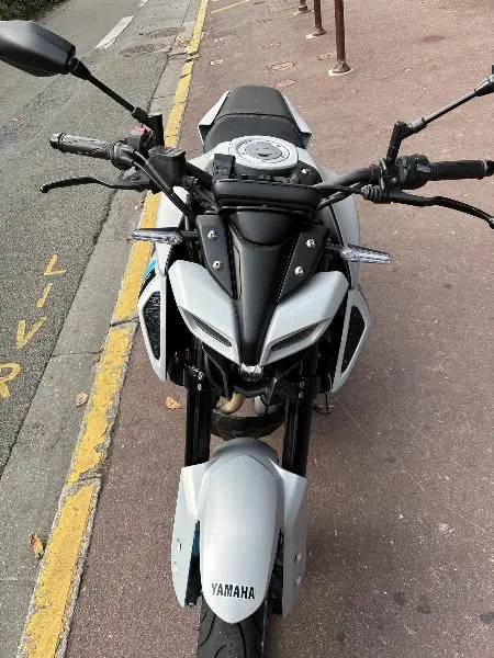 MT125 ABS