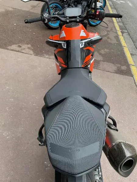 890 DUKE
