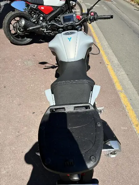 MT125 ABS