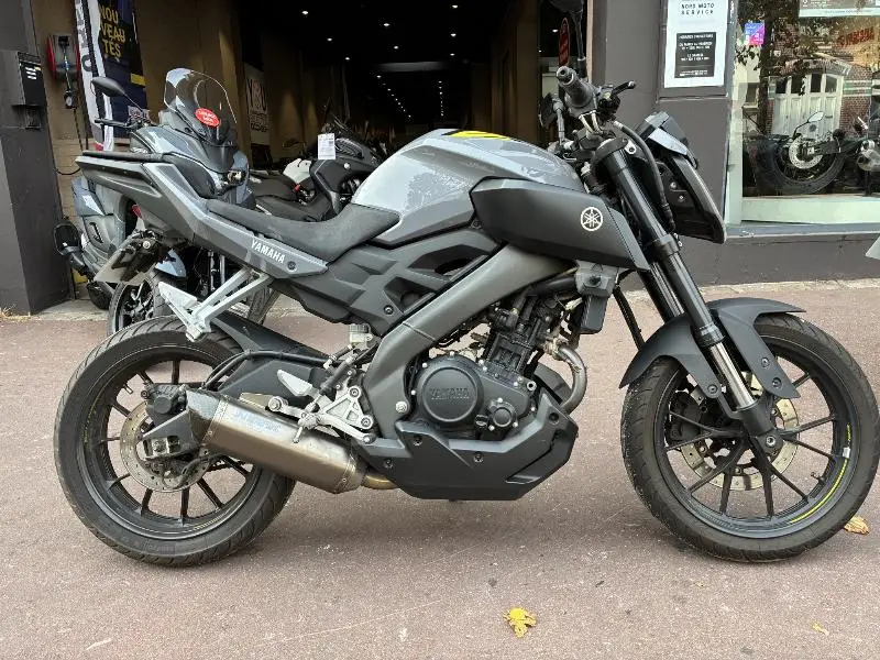 MT 125 2016