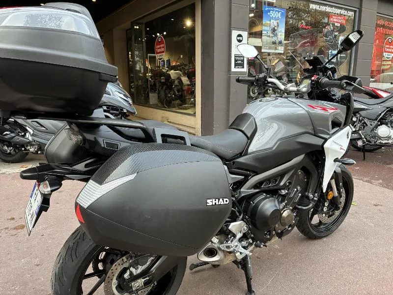 TRACER 900