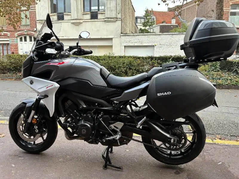 TRACER 900