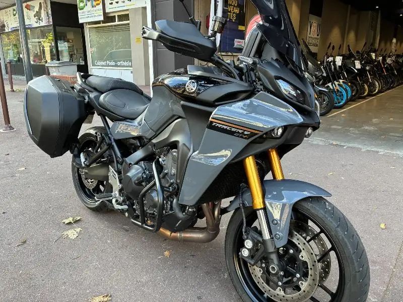 TRACER 9 GT