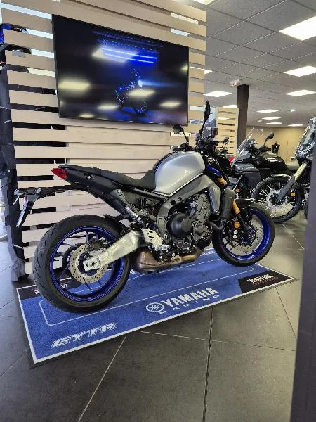MT09 SP