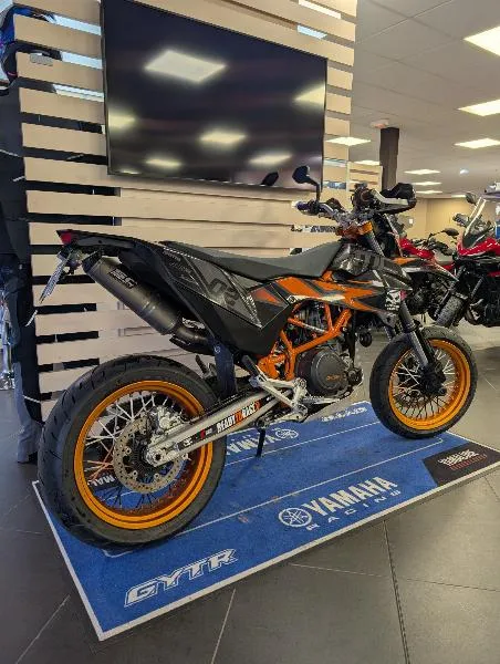 690 SMC R