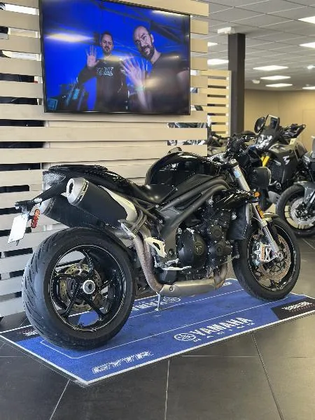 SPEED TRIPLE 1050