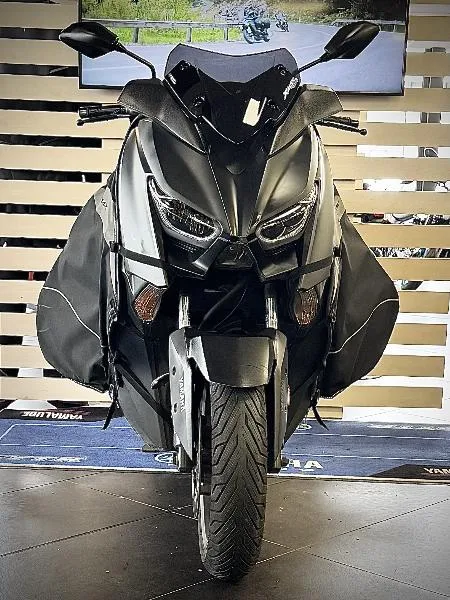 XMAX 125