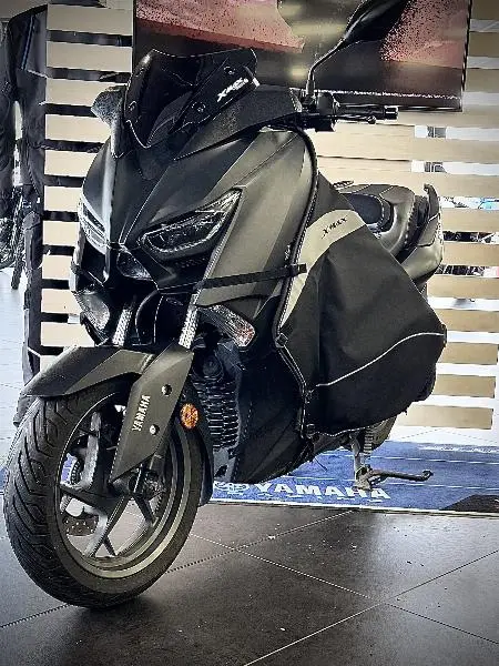 XMAX 125