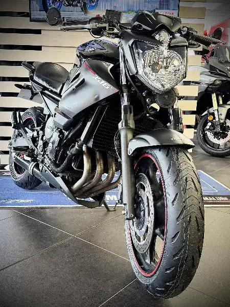 XJ6N