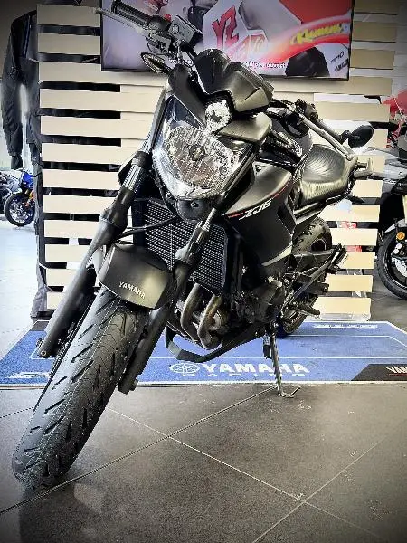 XJ6N