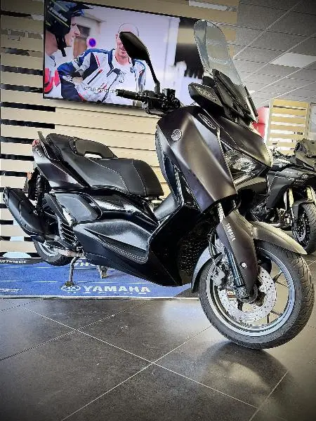 XMAX 125 TECH MAX