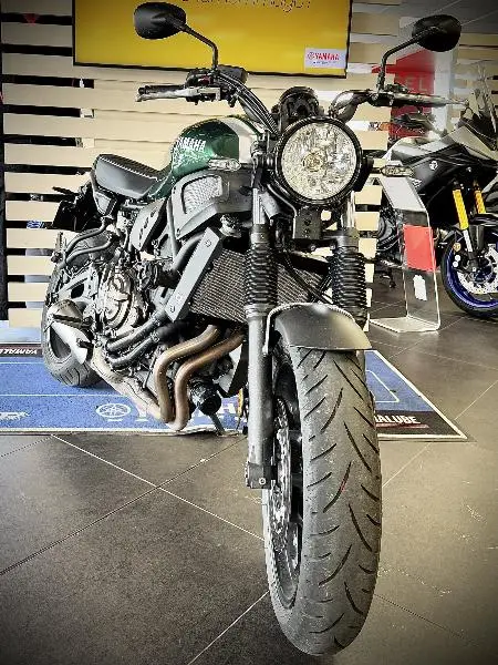XSR 700