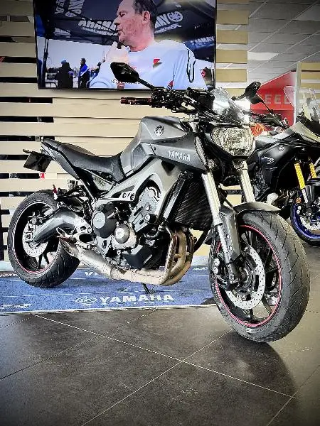 MT09